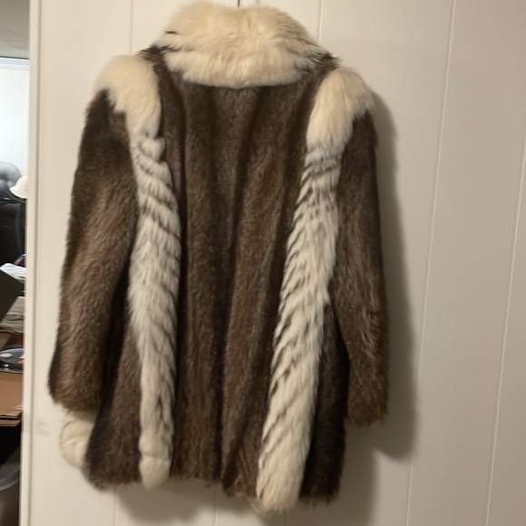🍾HP🍾Furs by Michael From Worcester, Mass Fox Fur Coat Mint Condition & Bag - Picture 8 of 16